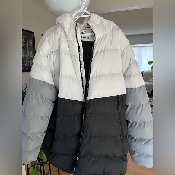 Winter coat - Picture 2 of 4